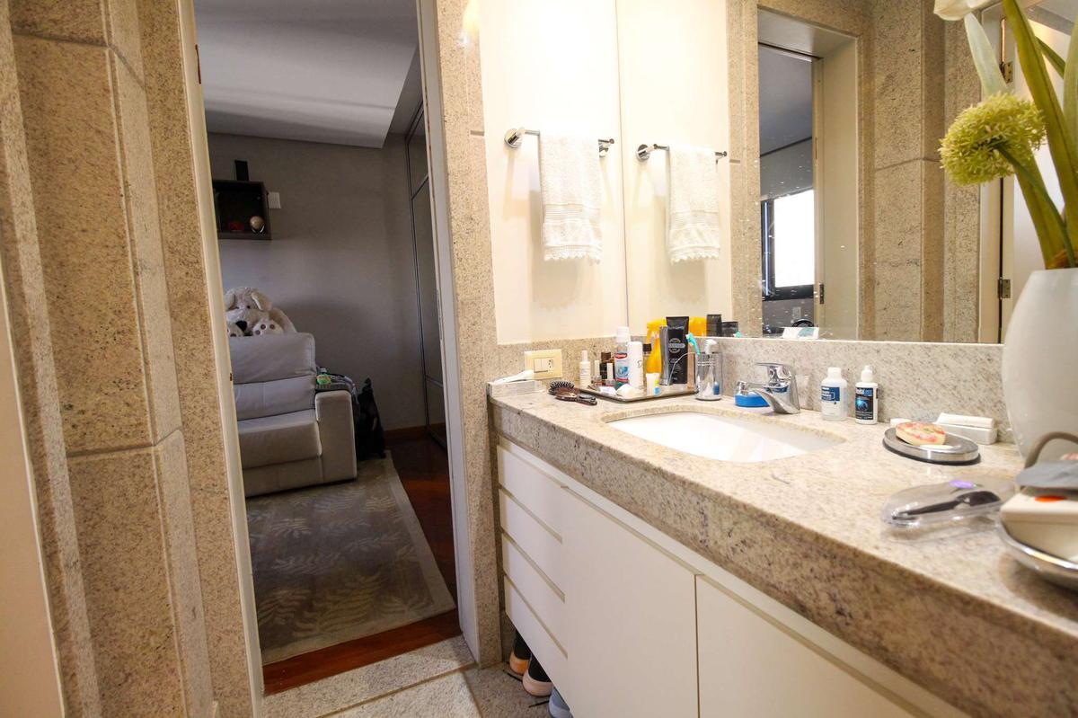 Apartamento, Belvedere, 4 Quartos, 4 Vagas, 2 Suítes