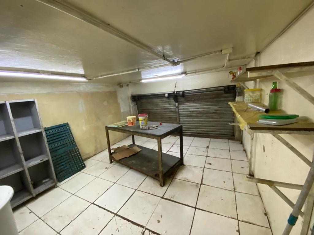 Andar, Centro, 0 Quarto, 0 Vaga