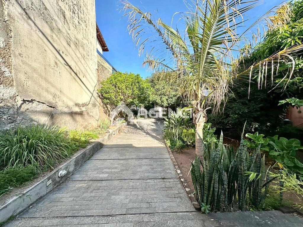 Casa, Camargos, 2 Quartos, 0 Vaga, 1 Suíte