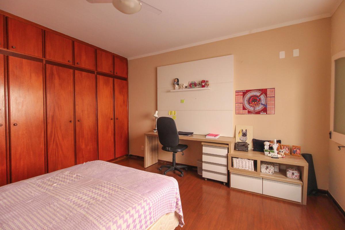 Casa, Buritis, 4 Quartos, 4 Vagas, 1 Suíte