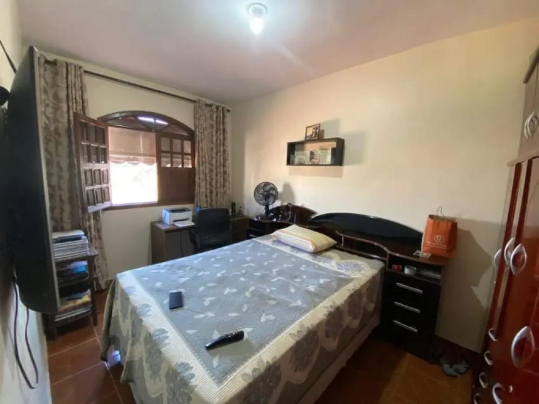 Casa, Teixeira Dias, 4 Quartos, 2 Vagas, 1 Suíte