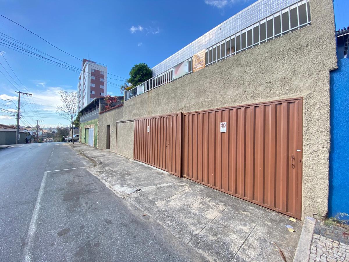 Casa, Caiçaras, 4 Quartos, 2 Vagas, 1 Suíte