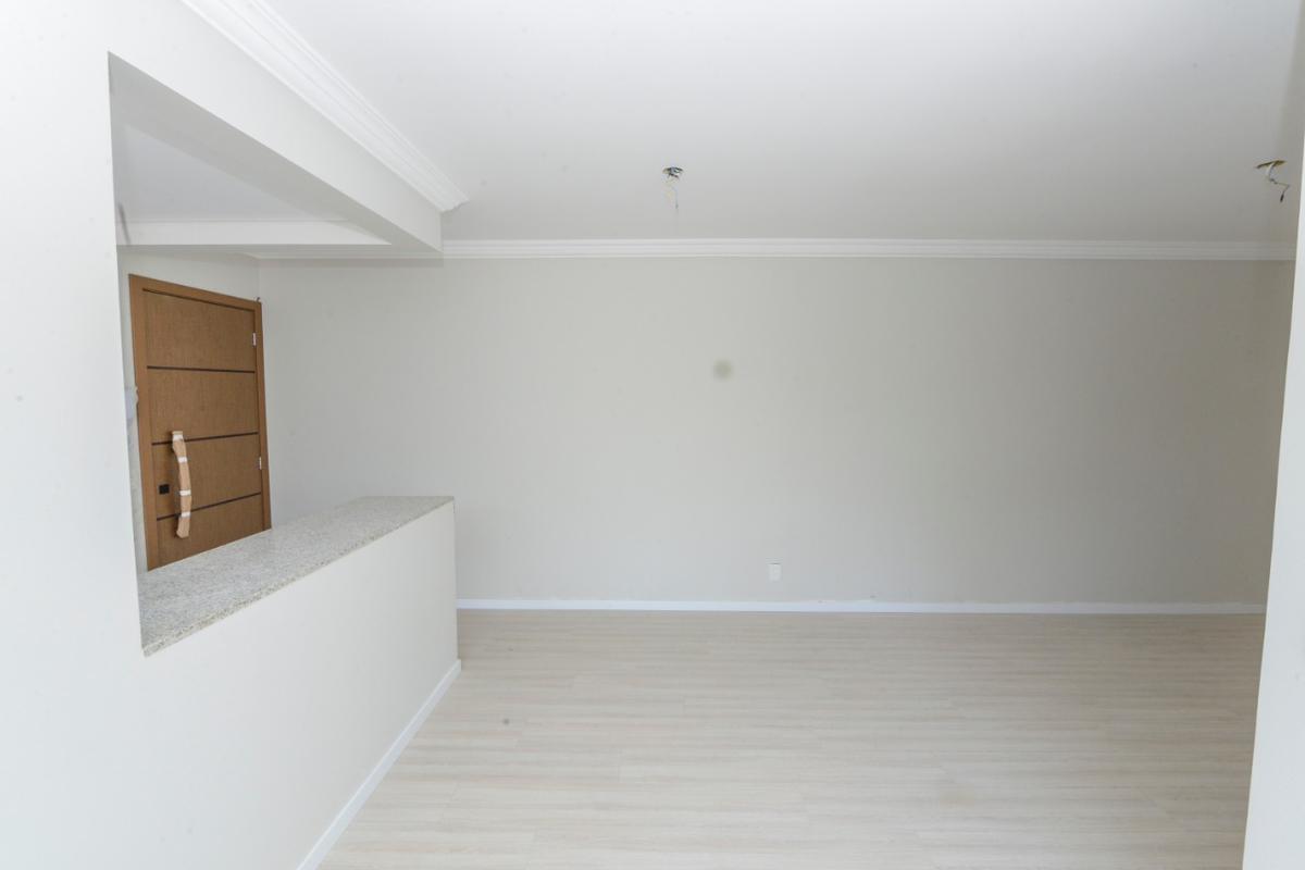 Apartamento, Sagrada Família, 3 Quartos, 2 Vagas, 1 Suíte