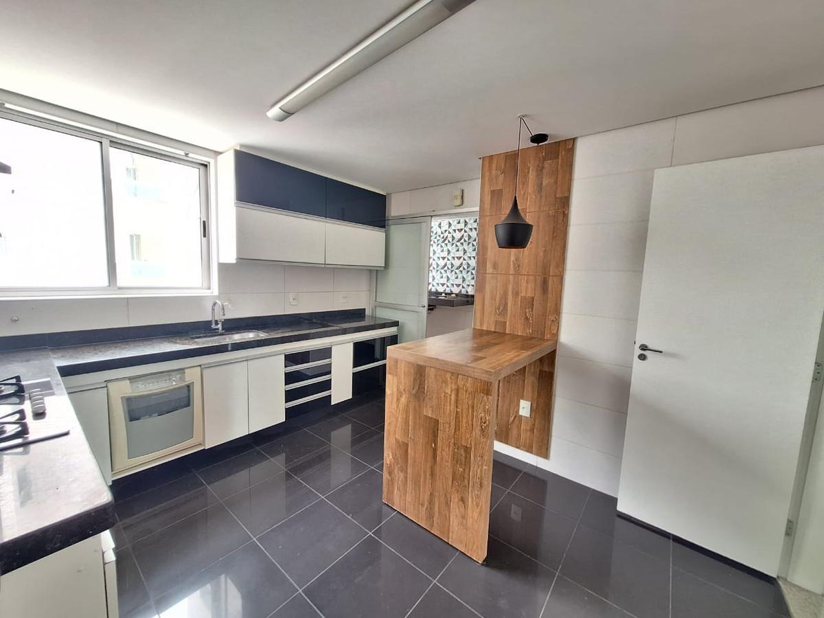 Apartamento, União, 4 Quartos, 4 Vagas, 2 Suítes