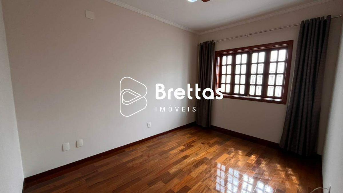 Casa, Centro, 5 Quartos, 2 Vagas, 2 Suítes