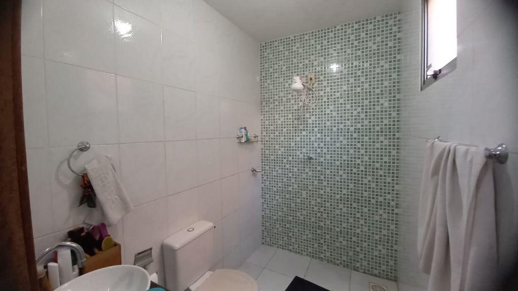 Casa, Nações Unidas, 3 Quartos, 0 Vaga, 2 Suítes