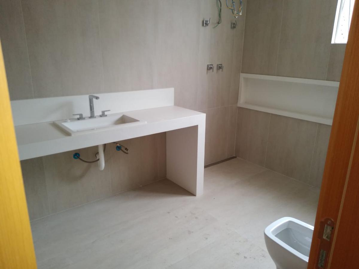 Apartamento, Castelo, 4 Quartos, 4 Vagas, 2 Suítes