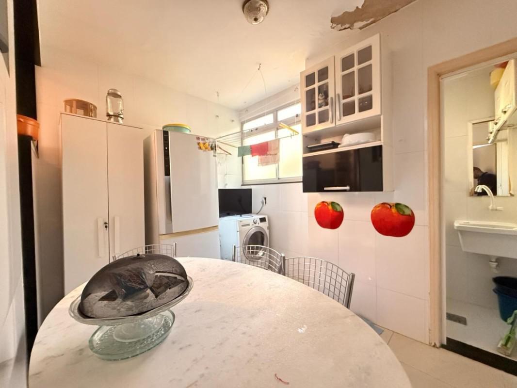 Apartamento, Floresta, 3 Quartos, 2 Vagas, 1 Suíte