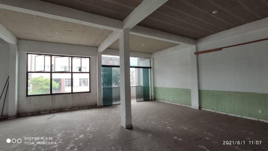 Sala, Giovanini, 1 Quarto, 0 Vaga