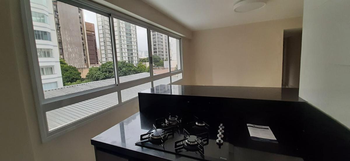 Apartamento, Funcionários, 2 Quartos, 2 Vagas, 2 Suítes