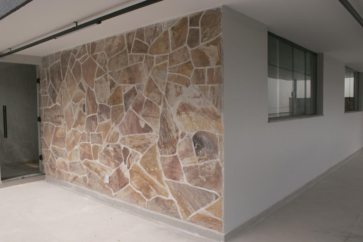 Casa Comercial, Colégio Batista, 5 Quartos, 0 Vaga