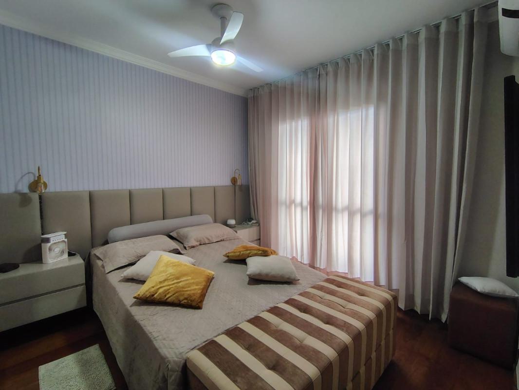Apartamento, Barreiro, 4 Quartos, 2 Vagas, 1 Suíte