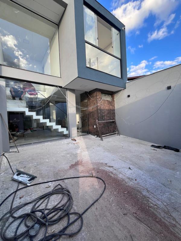 Casa, São Pedro, 3 Quartos, 2 Vagas, 1 Suíte