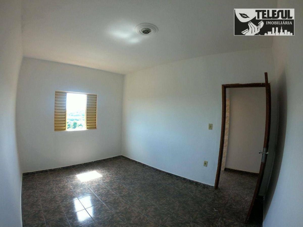 Casa, Conjunto Habitacional Centenário, 2 Quartos, 0 Vaga