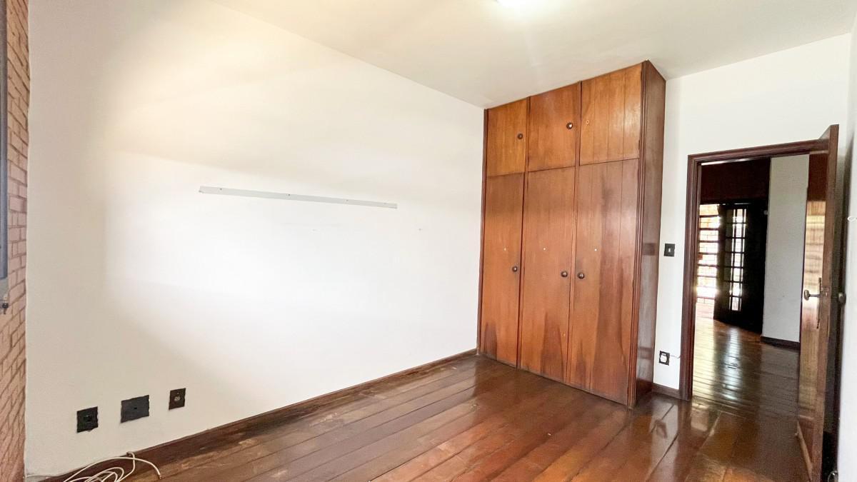 Casa, São Luiz (pampulha), 6 Quartos, 10 Vagas, 3 Suítes