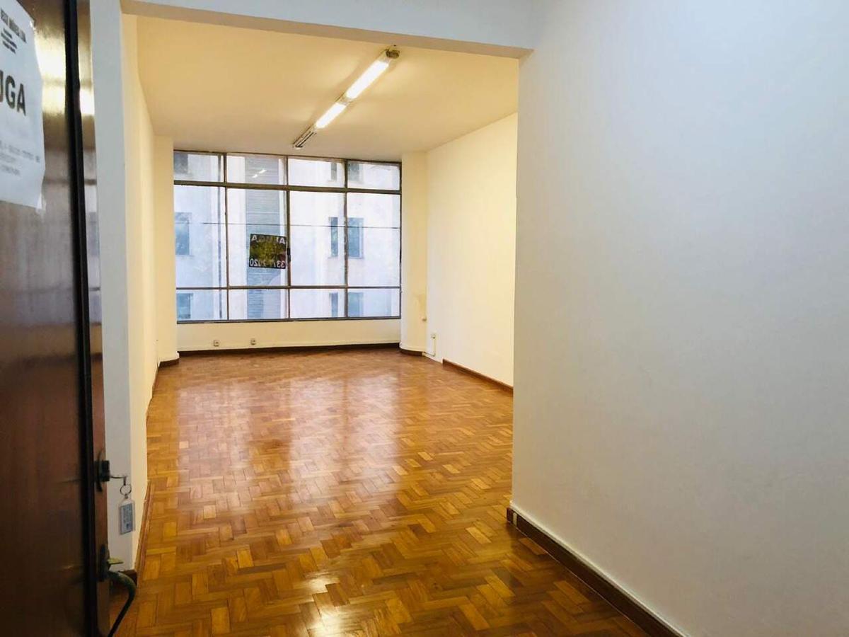 Sala, Centro