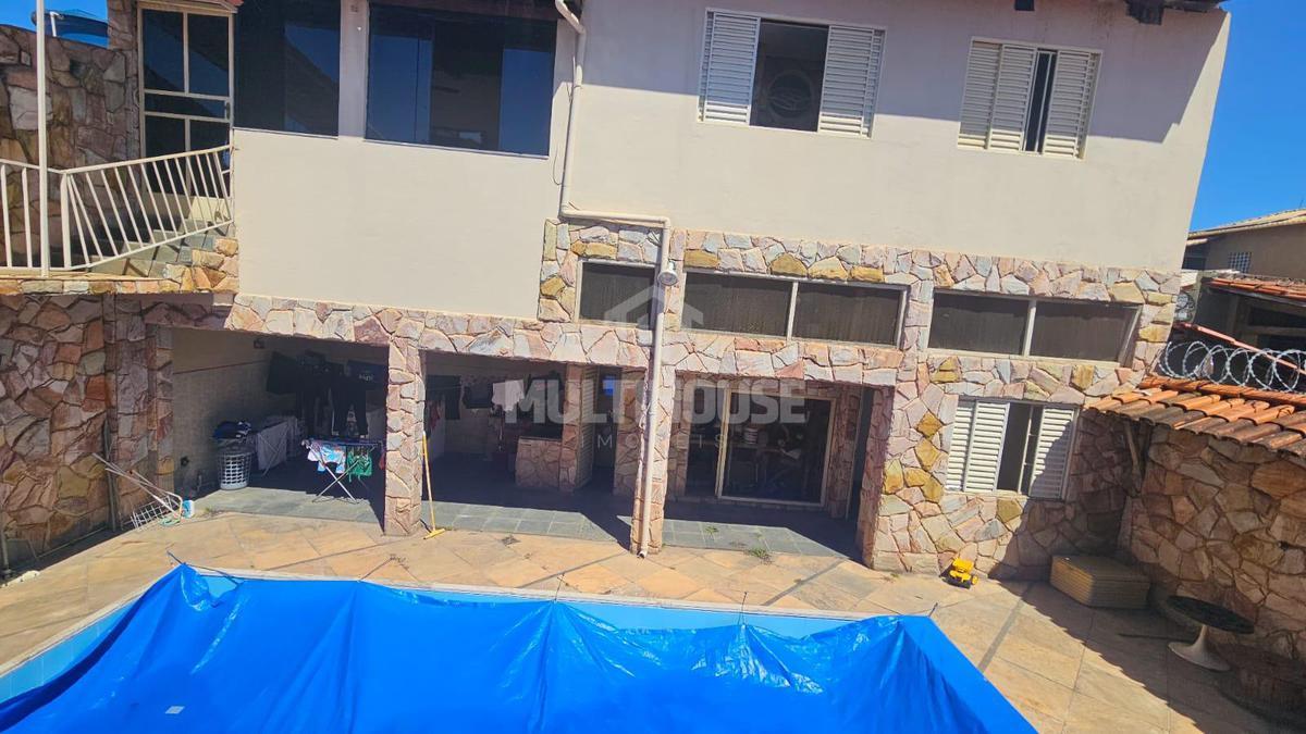 Casa, São João Batista (venda Nova), 4 Quartos, 4 Vagas, 3 Suítes