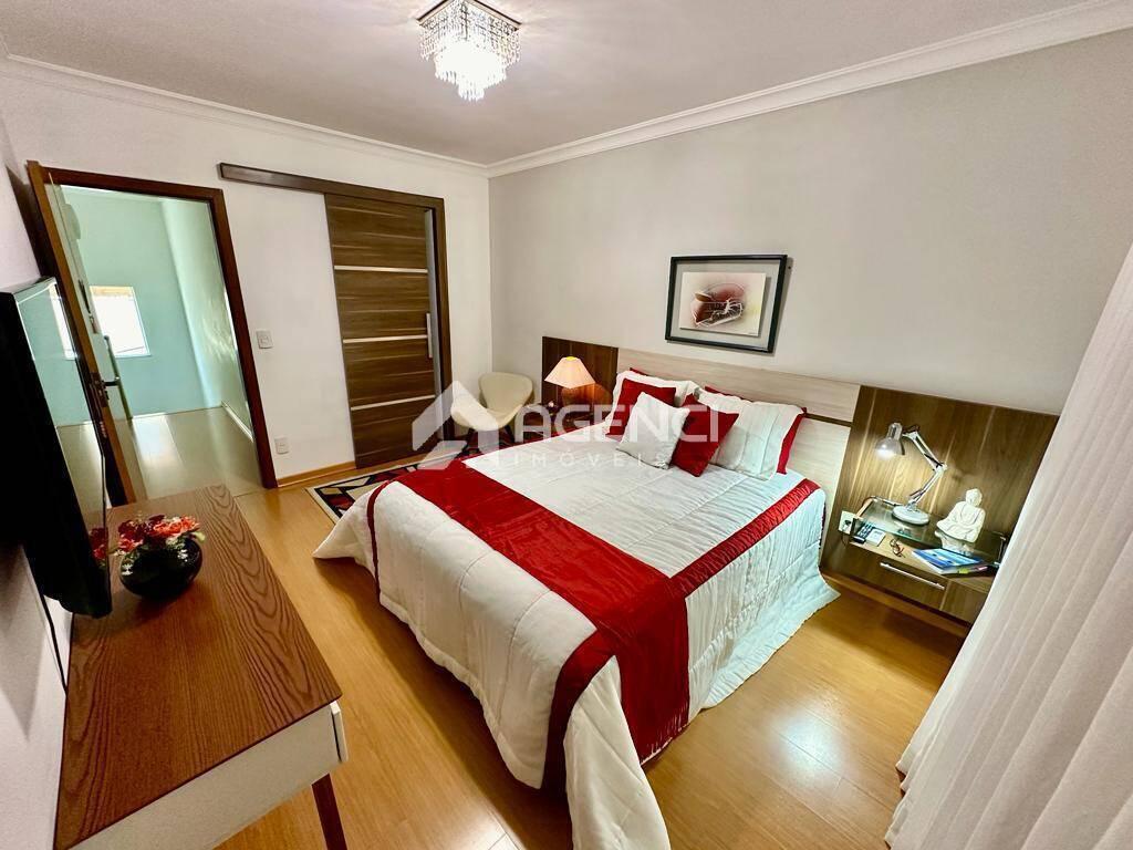 Casa, Cabral, 3 Quartos, 0 Vaga, 2 Suítes