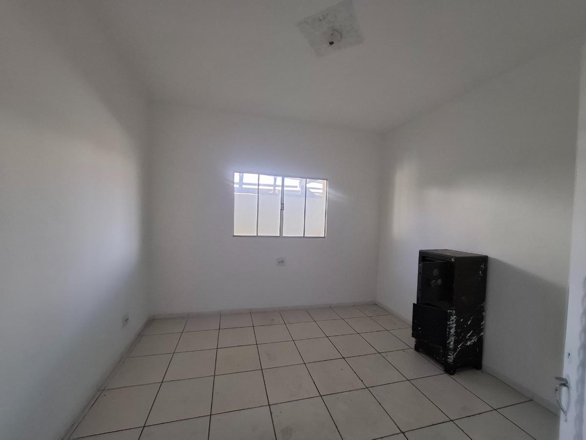 Casa, Cachoeirinha, 5 Quartos, 4 Vagas