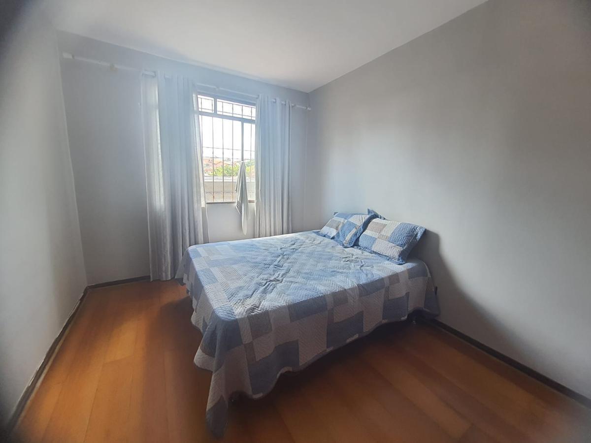 Casa, Santa Cruz, 7 Quartos, 6 Vagas, 2 Suítes