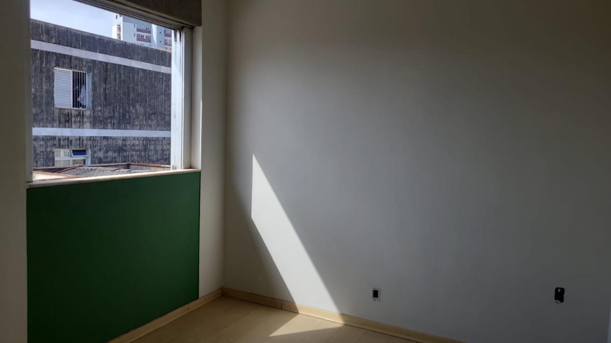 Casa Comercial, Barroca, 5 Quartos, 3 Vagas, 1 Suíte