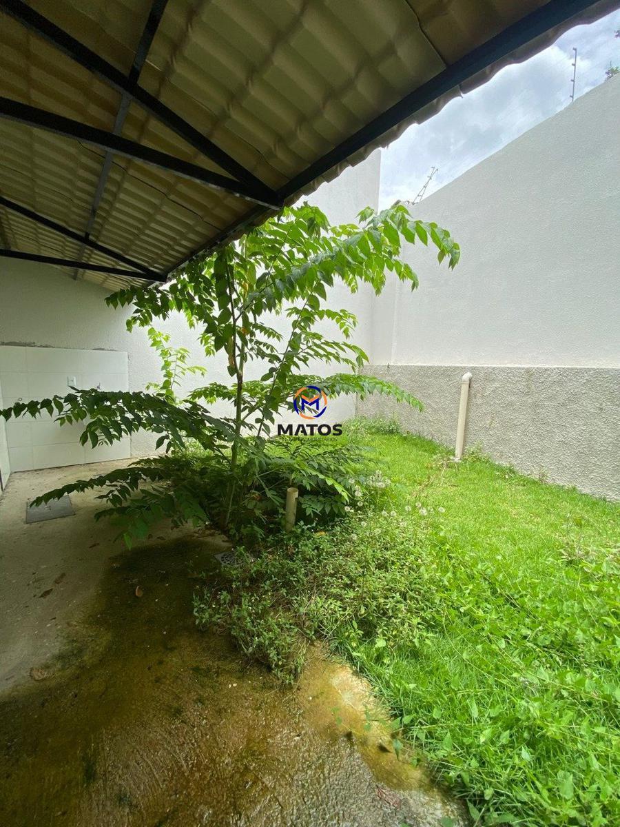 Casa, Adeodato, 4 Quartos, 2 Vagas, 1 Suíte