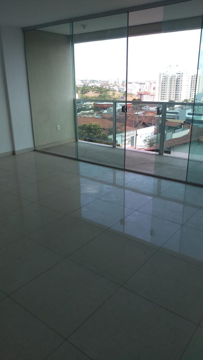 Cobertura, Floramar, 3 Quartos, 2 Vagas, 1 Suíte