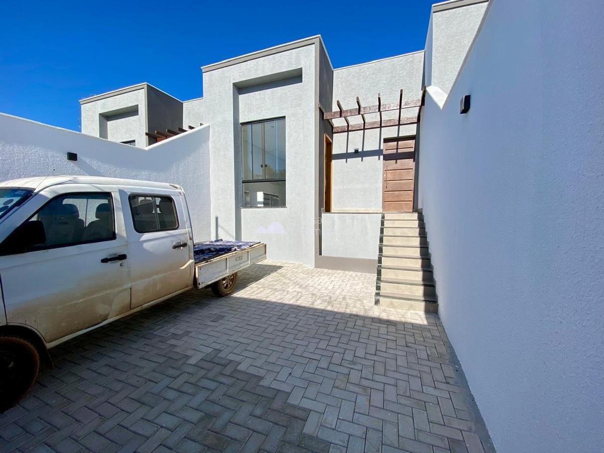 Casa, Novo Centro, 3 Quartos, 2 Vagas, 1 Suíte