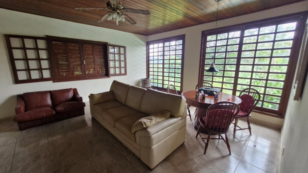 Fazenda, Zona Rural, 5 Quartos, 0 Vaga, 1 Suíte