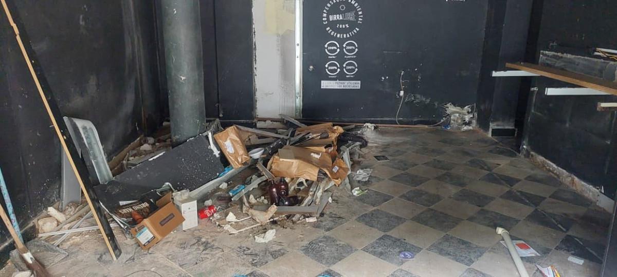 Andar, Savassi, 0 Quarto, 0 Vaga