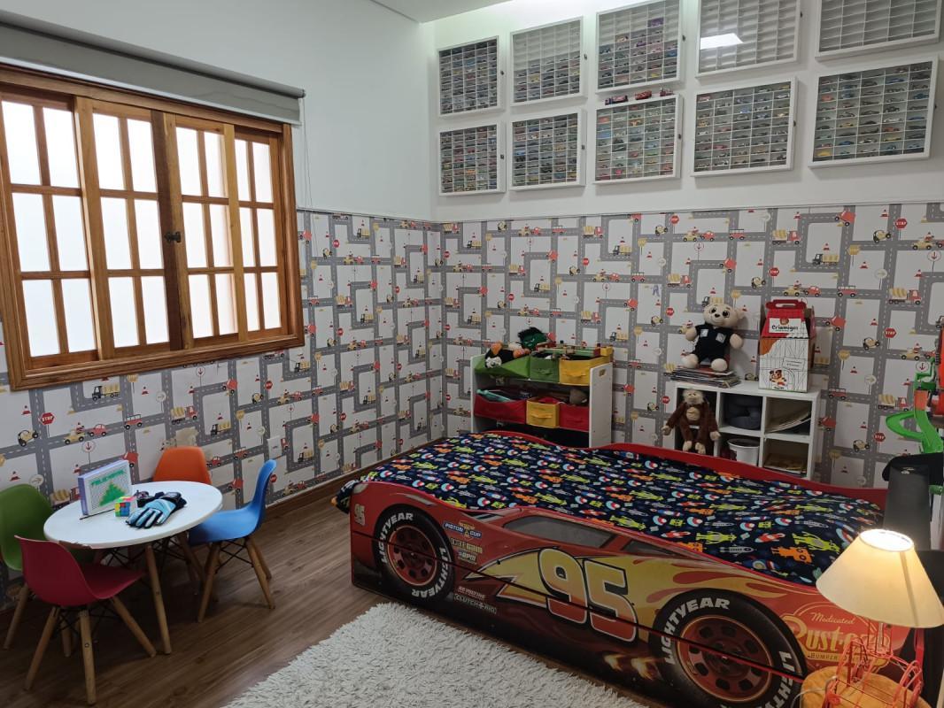 Casa, Jardim América, 3 Quartos, 4 Vagas, 2 Suítes
