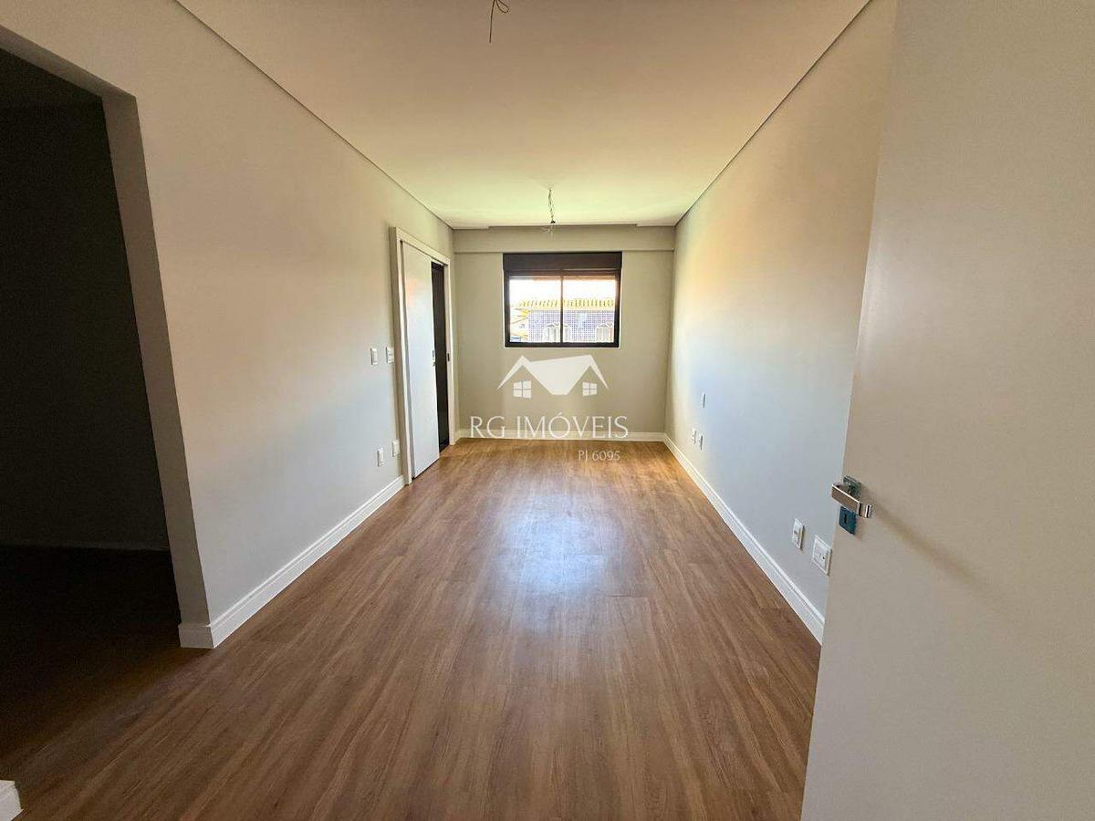 Apartamento, Barreiro, 3 Quartos, 3 Vagas, 3 Suítes