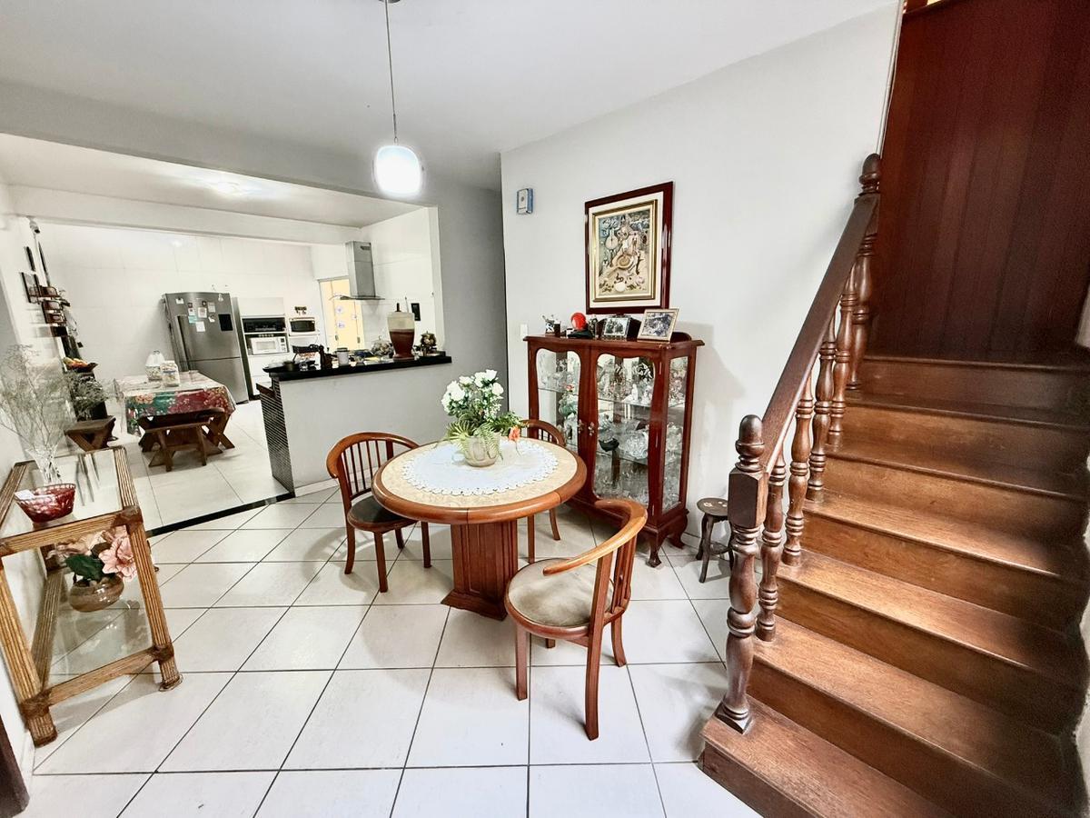 Casa, Liberdade, 5 Quartos, 4 Vagas, 2 Suítes