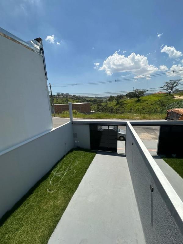 Casa, Monte Verde, 3 Quartos, 3 Vagas, 1 Suíte