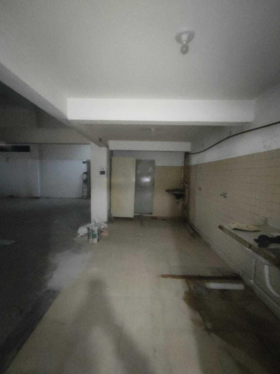 Galpão, Santa Terezinha, 0 Quarto, 10 Vagas