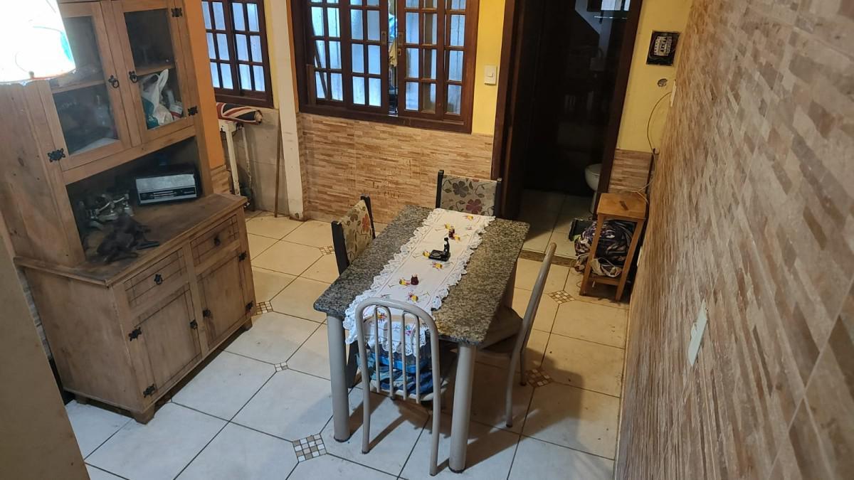 Casa, Estoril, 2 Quartos, 4 Vagas, 1 Suíte