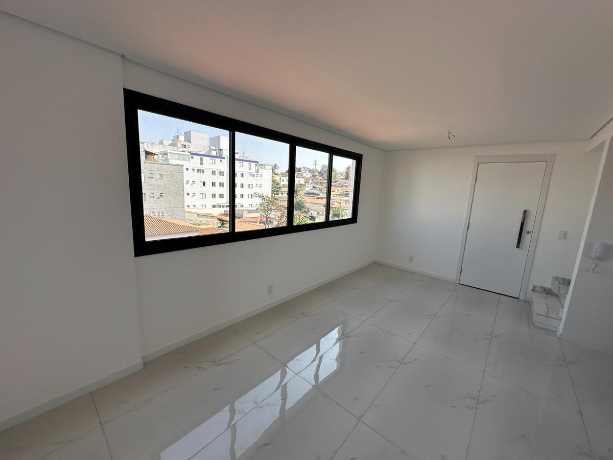 Cobertura, Santa Rosa, 3 Quartos, 2 Vagas, 1 Suíte