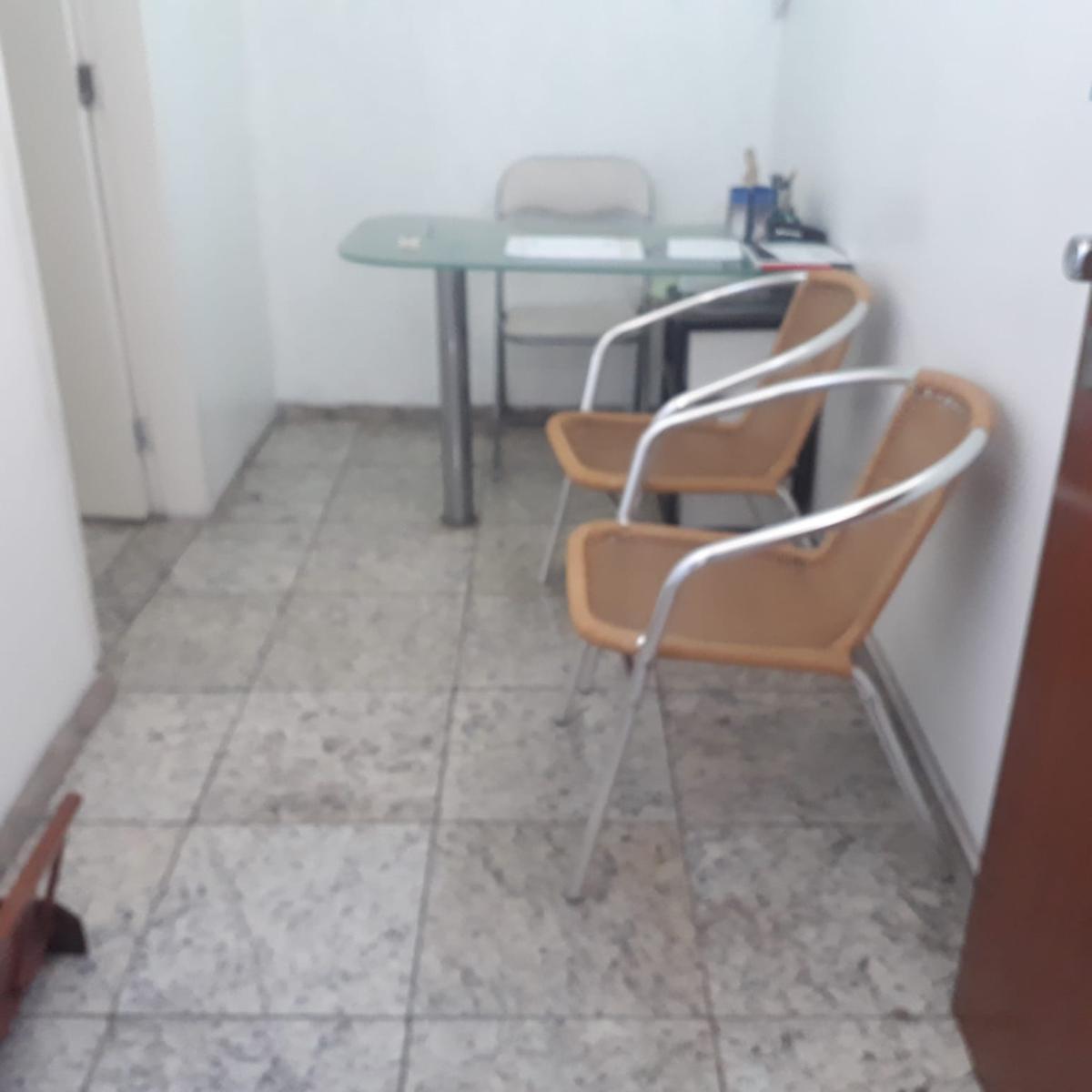 Sala, Centro
