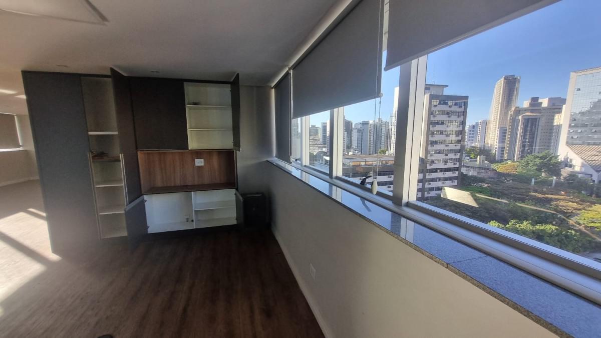 Sala, Savassi, 0 Quarto, 8 Vagas