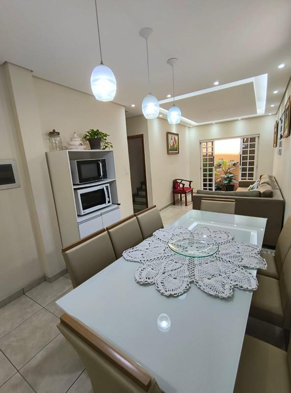 Casa, Tirol, 5 Quartos, 2 Vagas, 1 Suíte