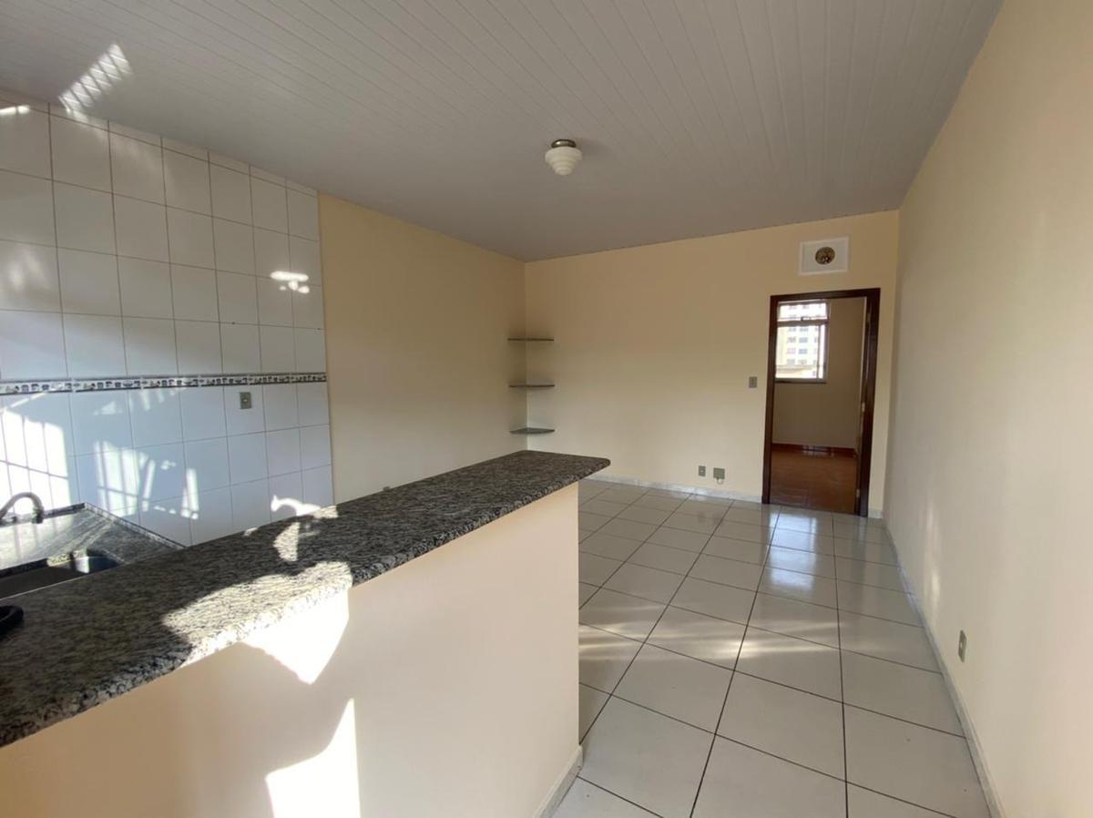 Apartamento, Floresta, 1 Quarto, 0 Vaga, 1 Suíte