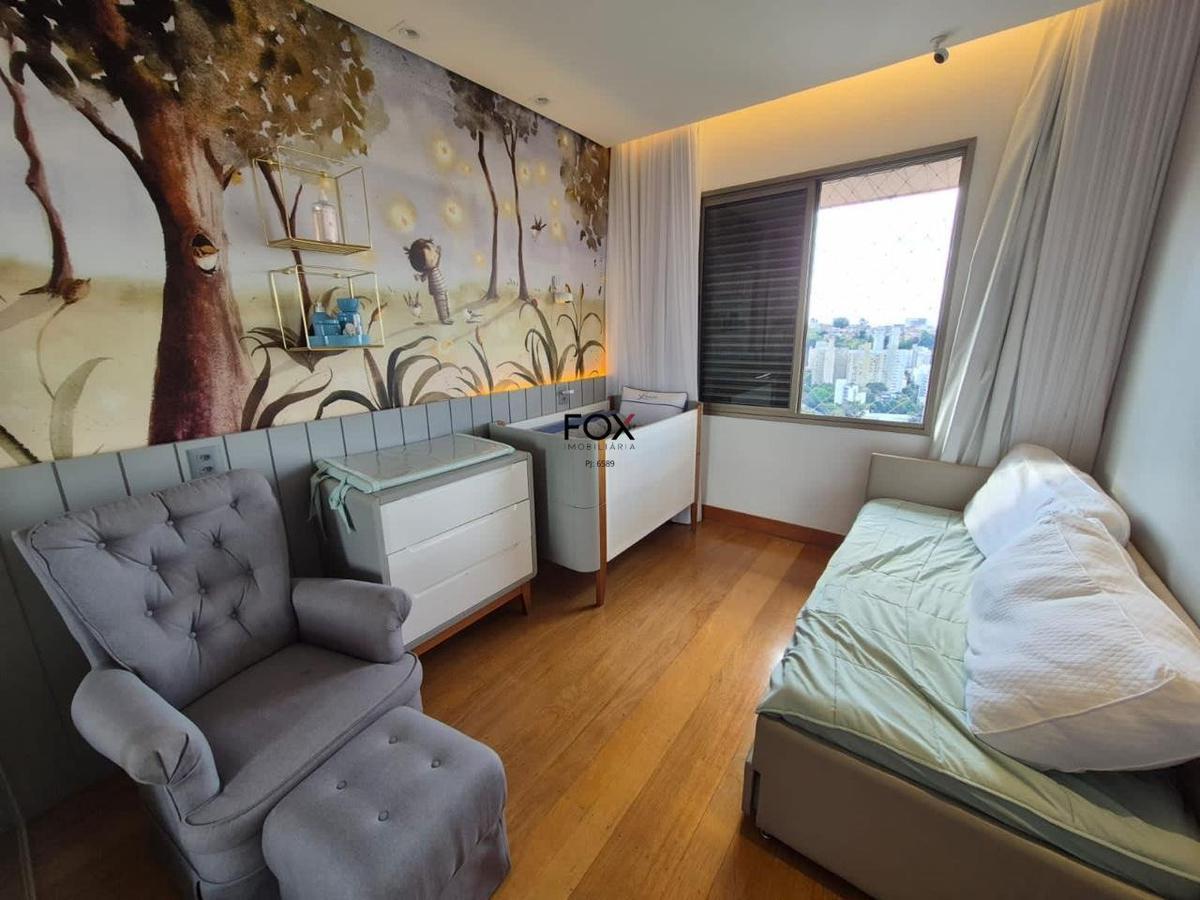Cobertura, Luxemburgo, 4 Quartos, 3 Vagas, 1 Suíte