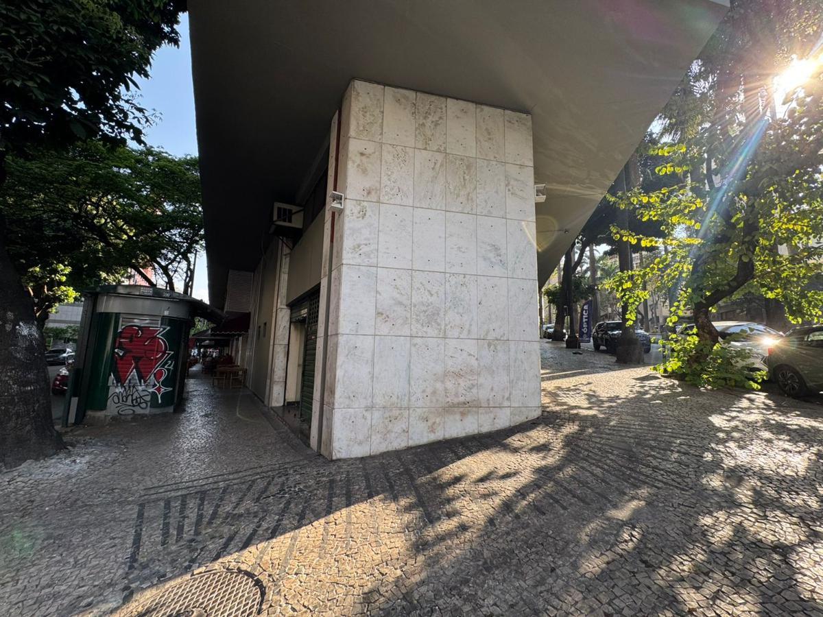 Andar, Savassi, 0 Quarto, 0 Vaga