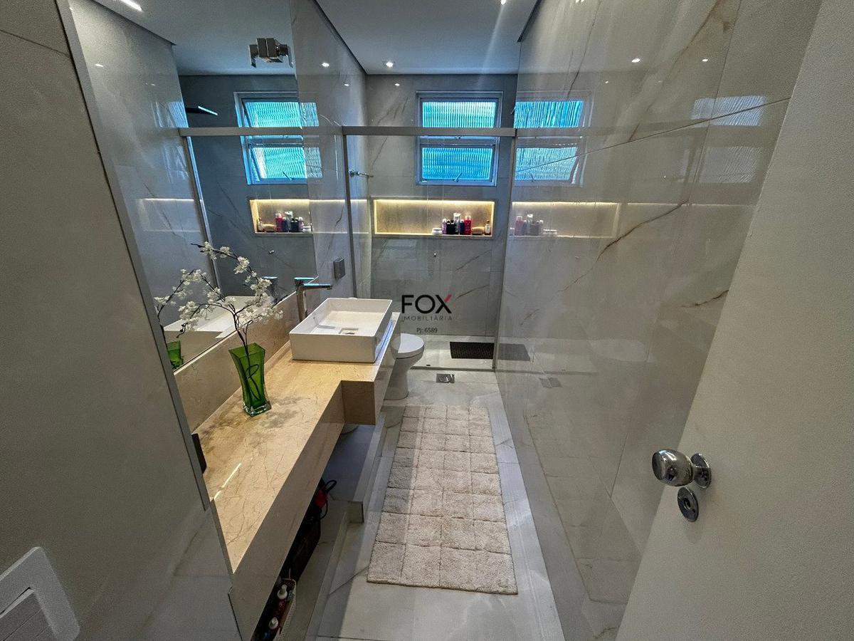 Apartamento, Vila Paris, 4 Quartos, 2 Vagas, 1 Suíte