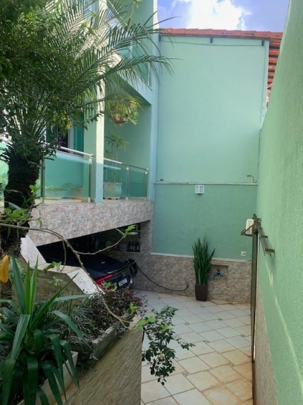 Casa, Alípio de Melo, 3 Quartos, 3 Vagas, 1 Suíte