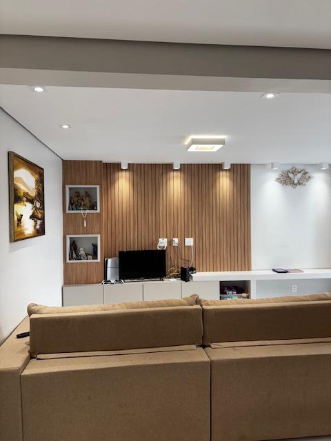 Apartamento, Sagrada Família, 3 Quartos, 2 Vagas, 1 Suíte