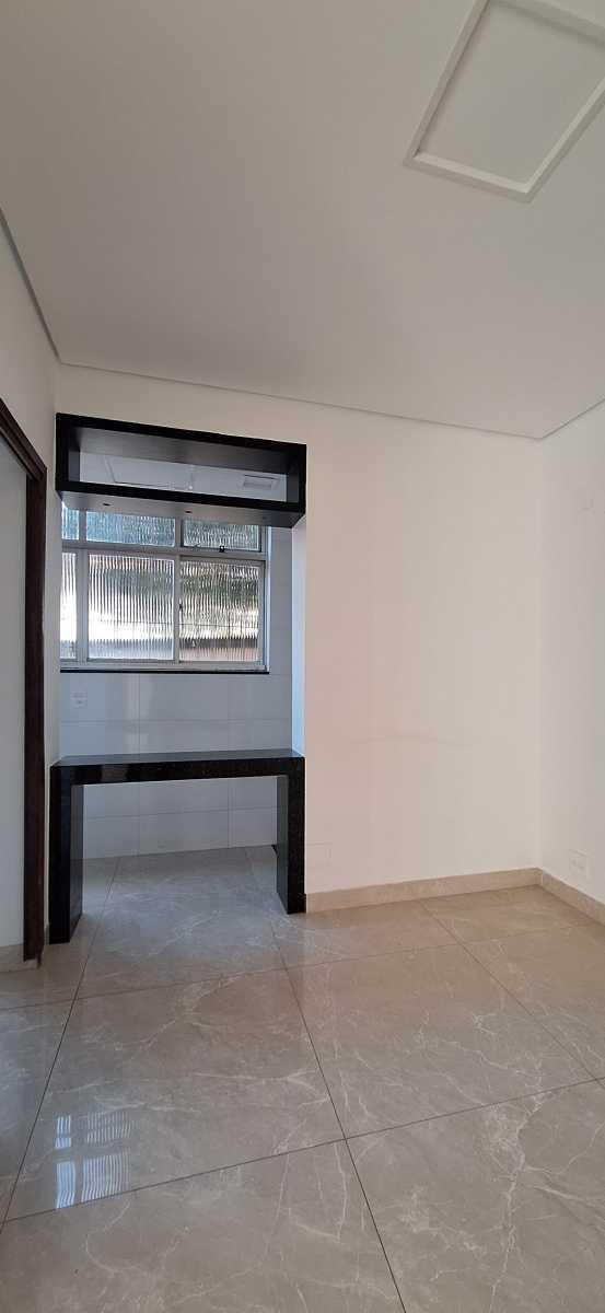 Apartamento, Floresta, 3 Quartos, 1 Vaga, 1 Suíte