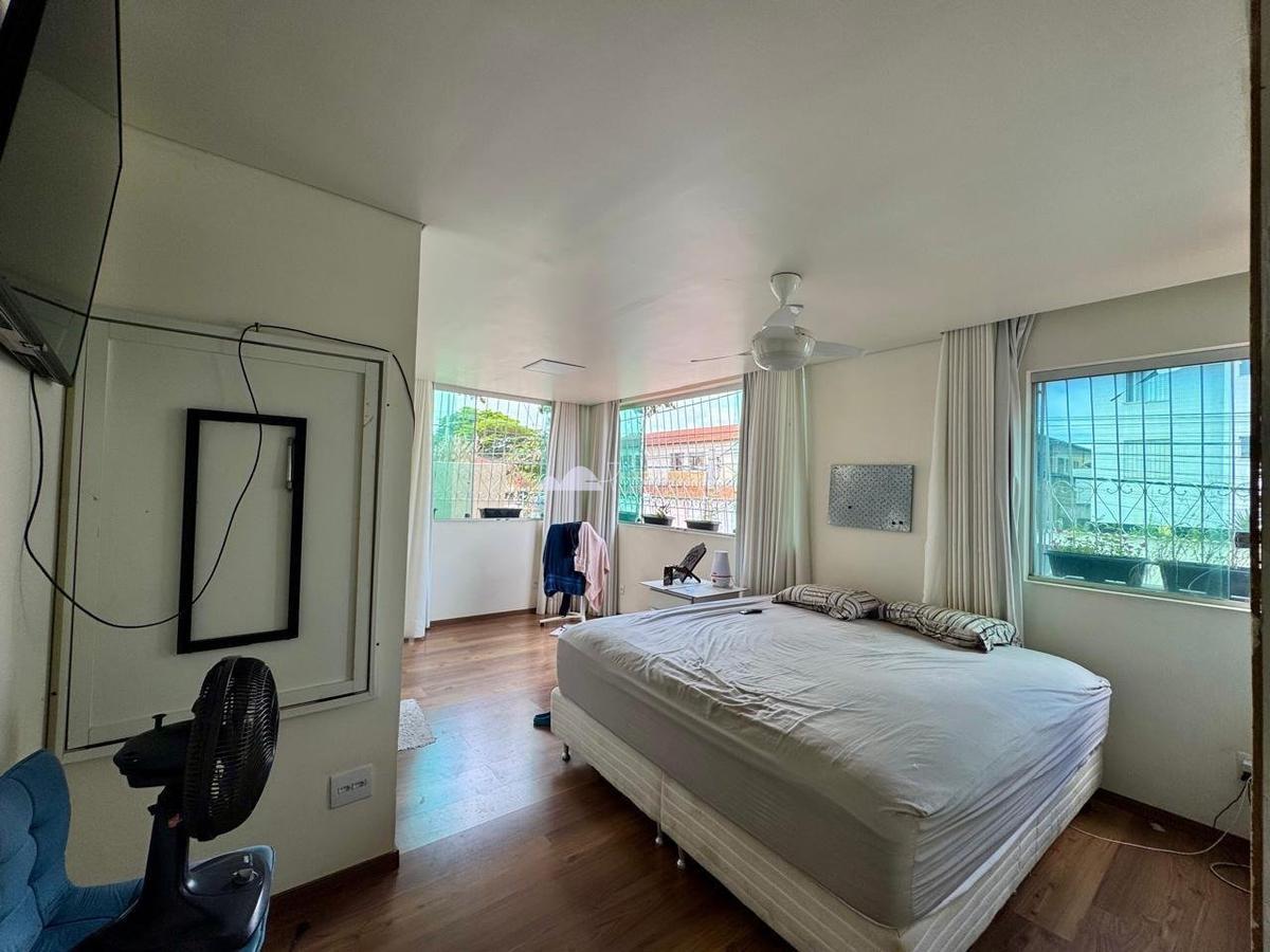 Casa, Santa Branca, 3 Quartos, 1 Vaga, 2 Suítes