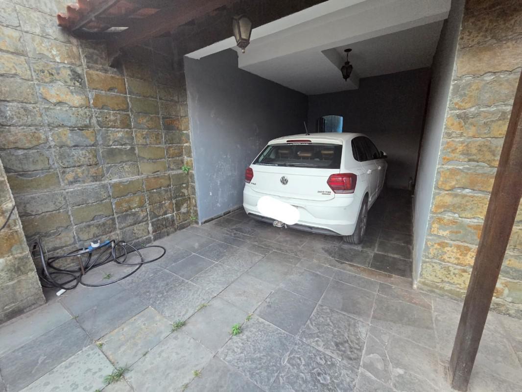 Casa, Coqueiros, 4 Quartos, 1 Vaga, 1 Suíte