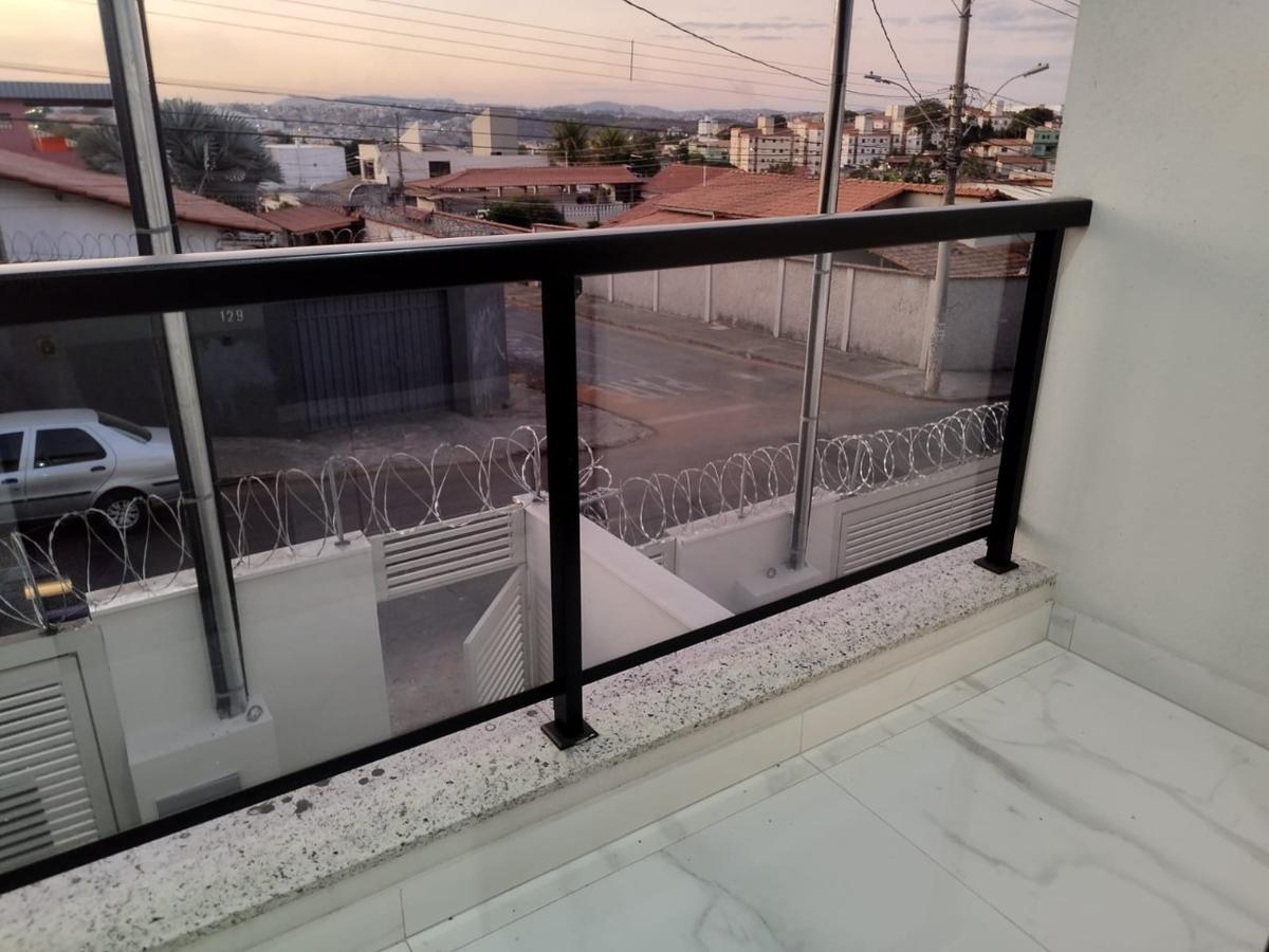 Casa, Floramar, 3 Quartos, 2 Vagas, 1 Suíte